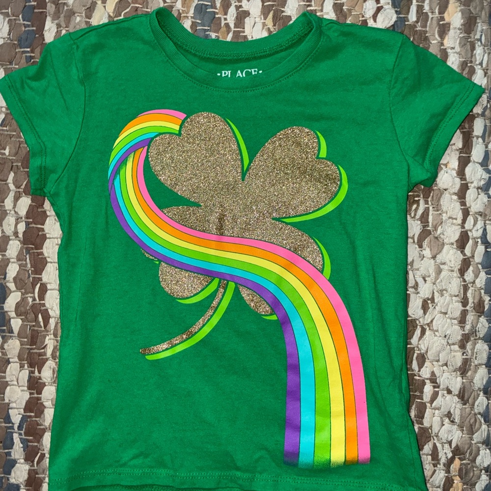 The Children's Place Green Tee with Glittery Shamrock and Rainbow